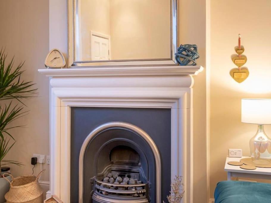 לינקולן Choristers Mews: Luxury Cottage A Stones Throw From The Cathedral! מראה חיצוני תמונה